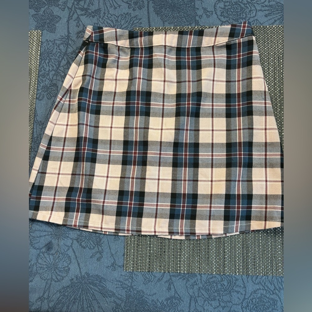 Pink plaid skirt, size 4